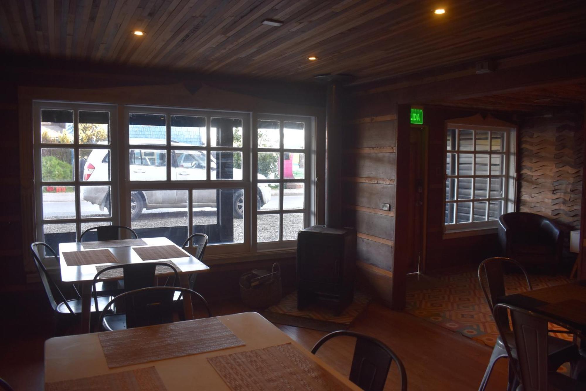 Estacion Hostel 卡斯特鲁 外观 照片
